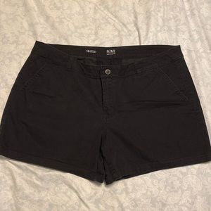 Lot of 2 twill ANA shorts